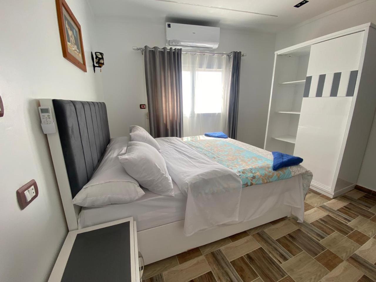 Villa Golden Life Apartments, New Property With Pool Access Luxor Ruang foto